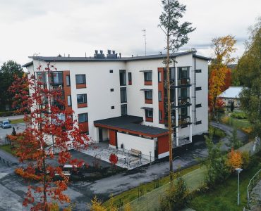 Rakennusosakeyhtiö Mäkiselle valmistui toinen kerrostalo Paimioon. Kuvassa Paimion Senioritalo A.